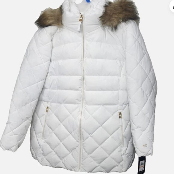 Tommy Hilfiger Puffer Jacket Women’s 2X White Quilted Coat Faux Fur Hood Warm - Picture 2 of 15
